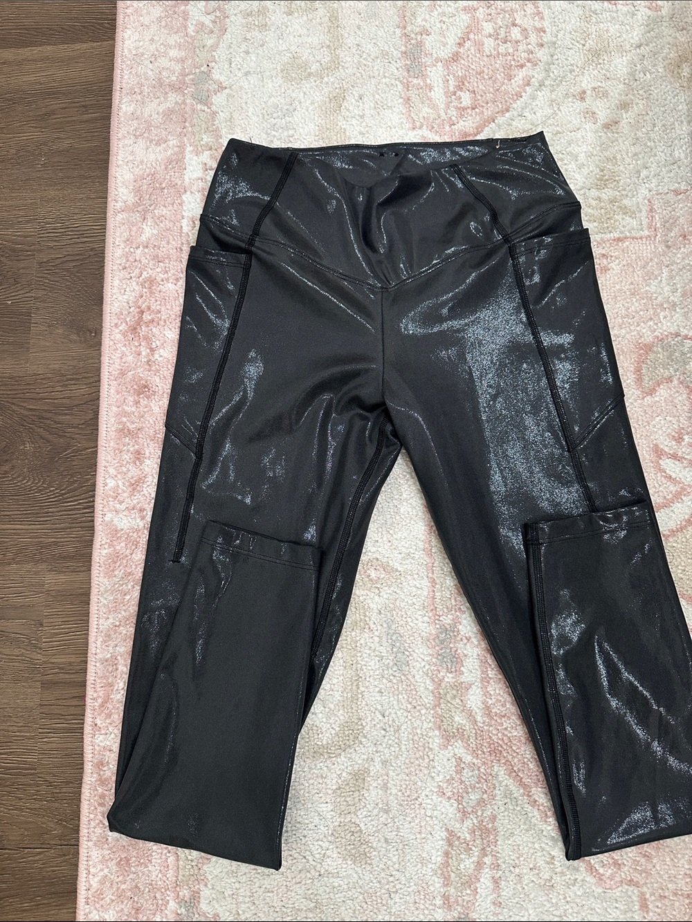 PINK Victoria's Secret Shiny Black Capri Leggings with Side Pockets